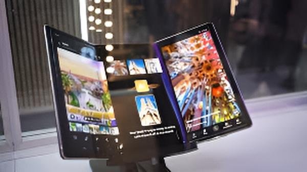 Samsung’s Galaxy Z Trifold, the world’s first triple-folding smartphone, combines tablet-sized versatility with smartphone portability.