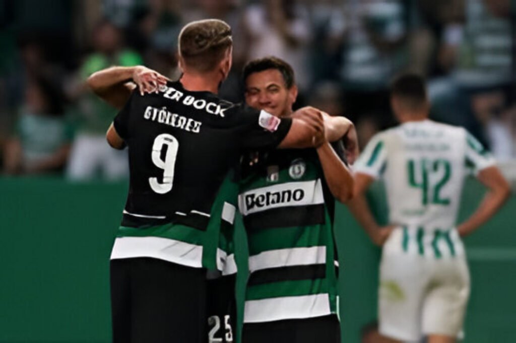 Sporting players celebrate a goal during their commanding 3-0 home victory over Rio Ave at Estádio José Alvalade.
