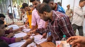 Vote counting underway for BMC elections in Mumbai as BJP–Shiv Sena alliance takes an early lead.