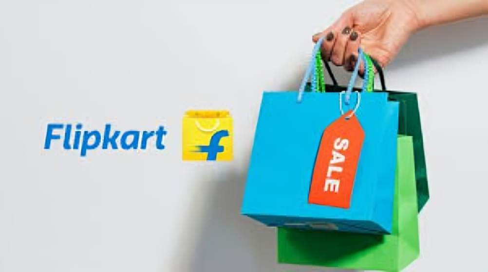 Shoppers explore deals during Flipkart’s Republic Day Sale 2026, featuring discounts across top brands and categories.