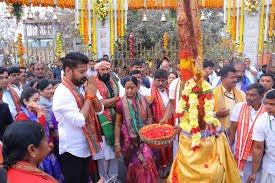Devotees gather at Medaram ahead of the grand Mahajatara 2026 celebrations.