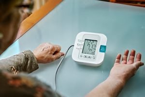 Can You Have a Heart Attack With Normal Blood Pressure? Experts Explain the 116/71 Reading