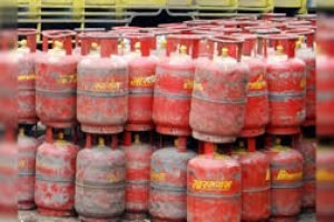 No Need for Panic Booking of LPG Cylinders, Normal Delivery Cycle Maintained: Oil Ministry